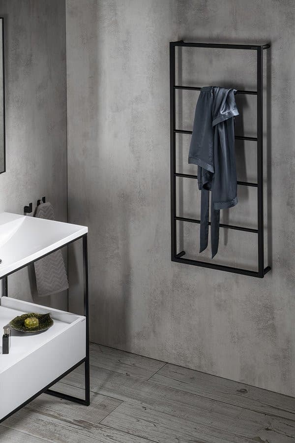 SKA wieszak ścienny na ręczniki, czarny mat, wymiary 450x1154x100 mm