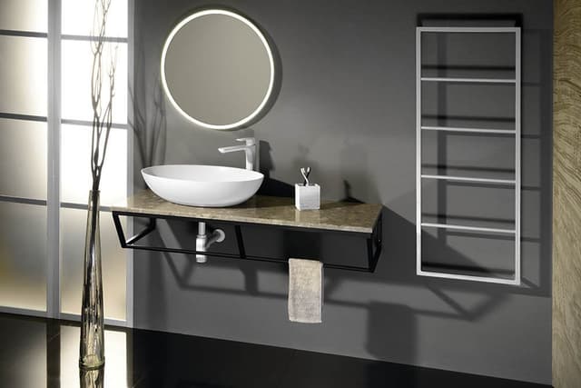 Wieszak ścienny SKA na ręczniki 600x1154 mm, biały mat