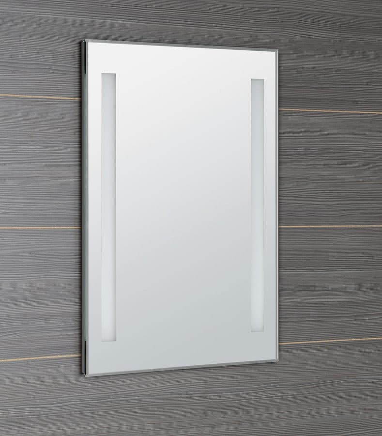 Lustro LED 50x70 cm z wyłącznikiem i ochroną przed korozją
