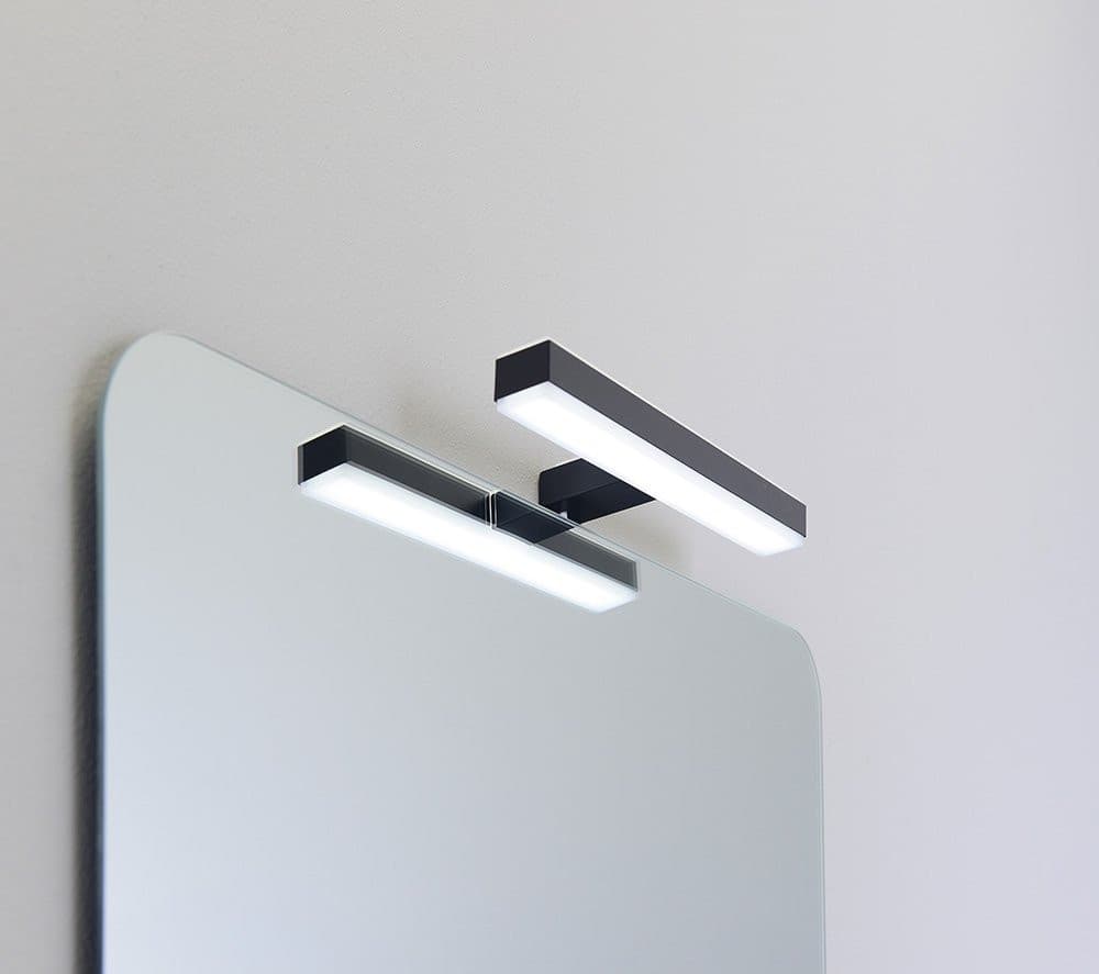VERONICA 2 LED oświetlenie ścienne, 8 W, czarne (300x25x83 mm)