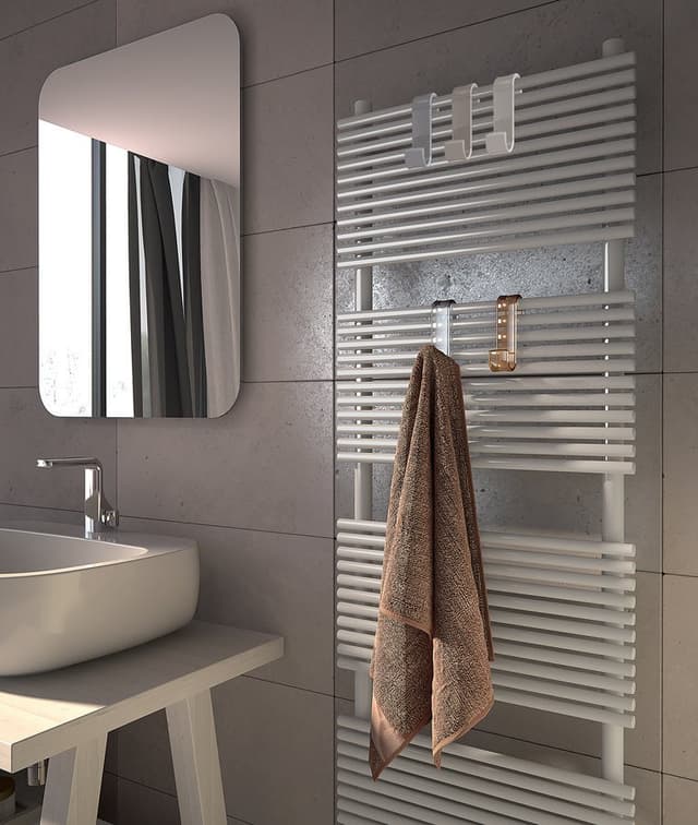 Haczyk na grzejnik, biały termoplast (32x120x67 mm)