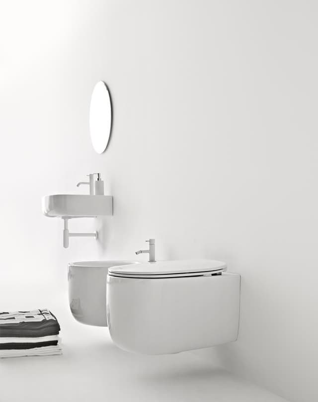 NOLITA deska WC SLIM z systemem Soft Close, biała
