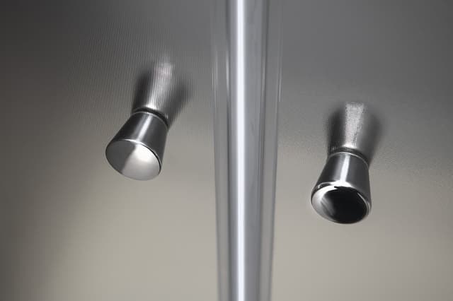 PILOT dwuskrzydłowe drzwi prysznicowe obrotowe 800 mm z matowym szkłem