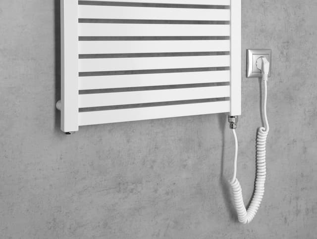 Grzejnik elektryczny TONDI-E 450x1330 mm, 500 W, biały
