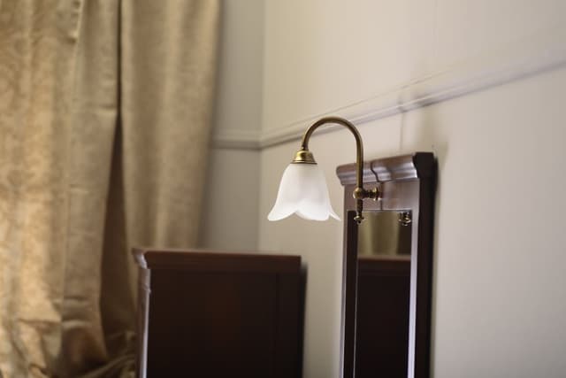 APUANE oświetlenie E14 40W, 230V, brąz