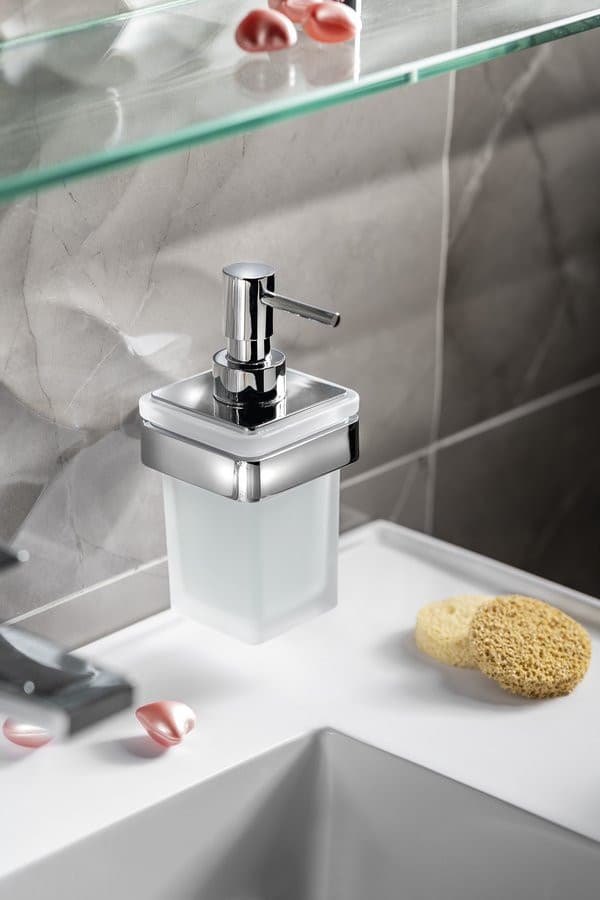 SAMOA wiszący dozownik do mydła 170 ml, kanciasty ze szkła mlecznego i chromu