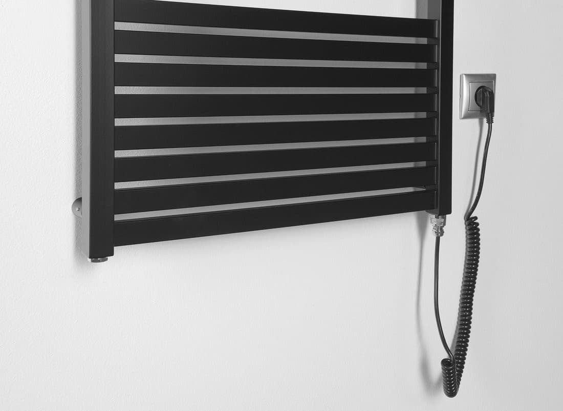 TONDI-E grzejnik elektryczny 600x1690 mm, 800 W, czarny matowy