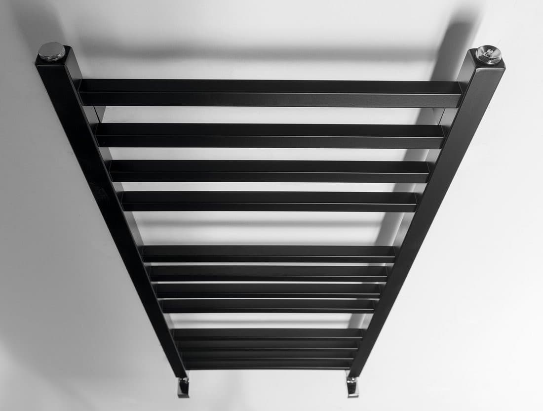 METRO grzejnik łazienkowy 450x890 mm, czarny matowy