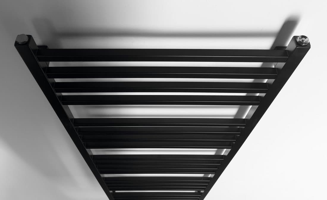 METRO grzejnik łazienkowy 600x1510 mm, czarny matowy