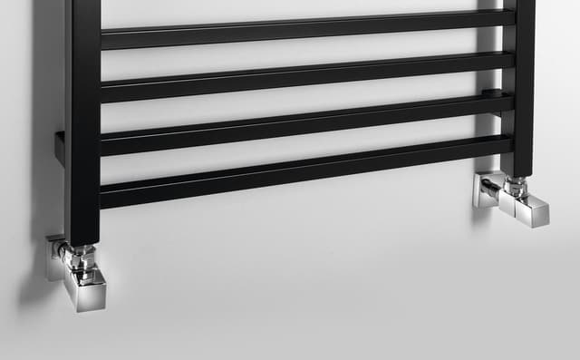 METRO grzejnik łazienkowy 600x1510 mm, czarny matowy