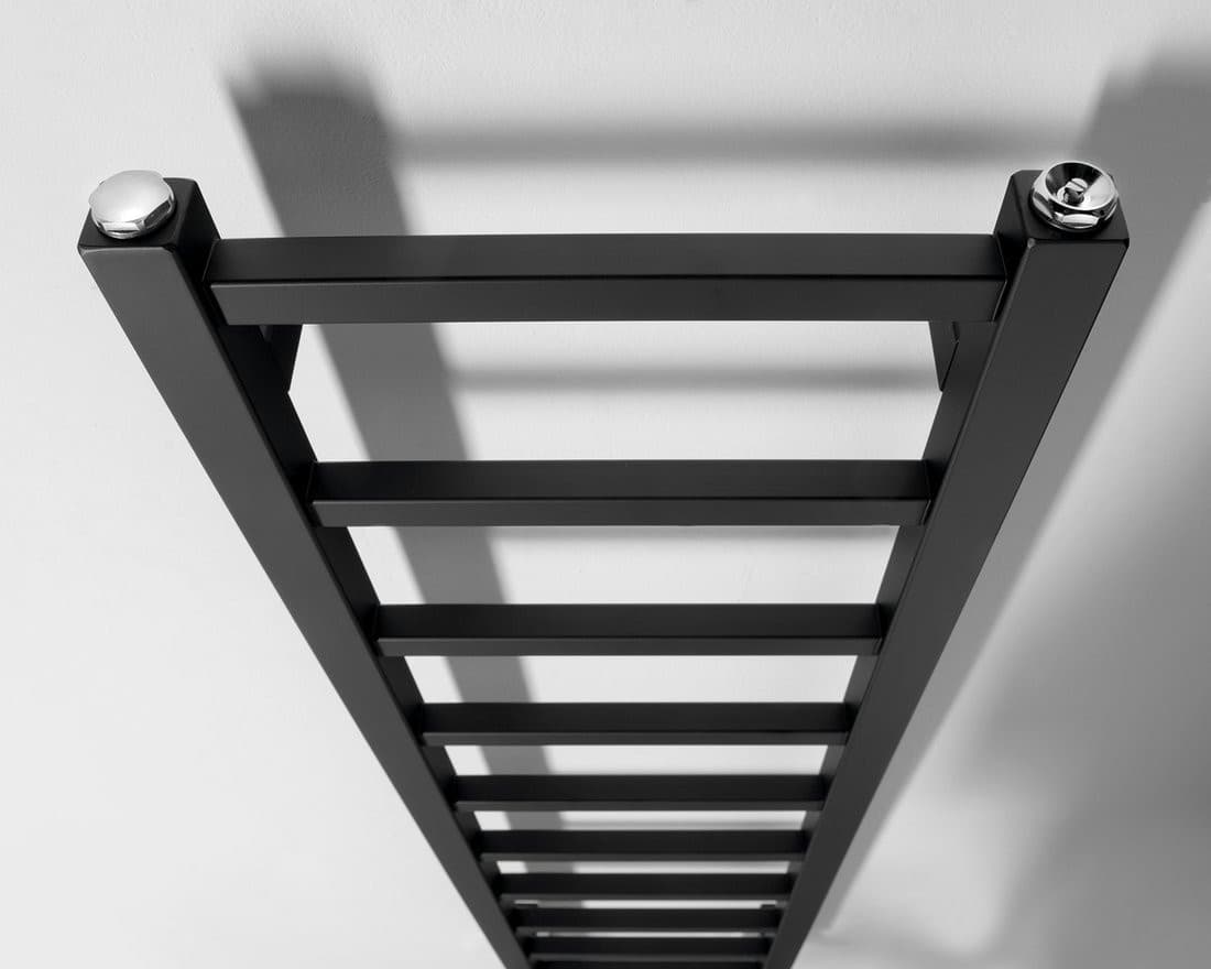METRO LIGHT grzejnik łazienkowy 300x1140 mm, czarny matowy