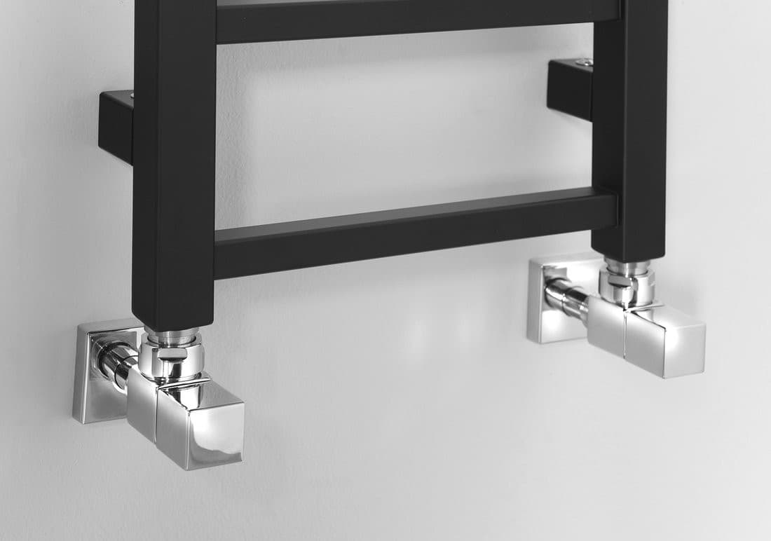METRO LIGHT grzejnik łazienkowy 300x1140 mm, czarny matowy