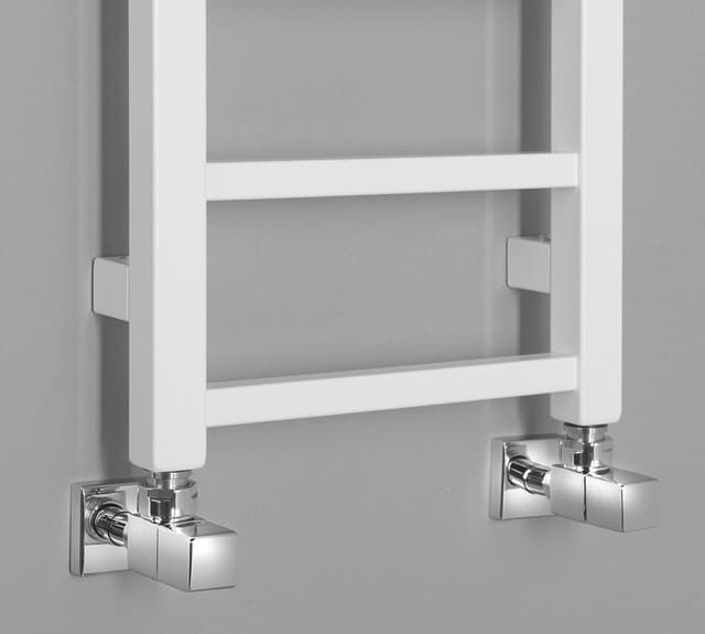 METRO LIGHT grzejnik łazienkowy 300x1140 mm biały