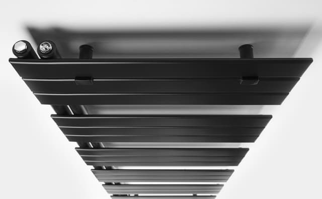 MYTHOS grzejnik łazienkowy 500x1730 mm, czarny mat