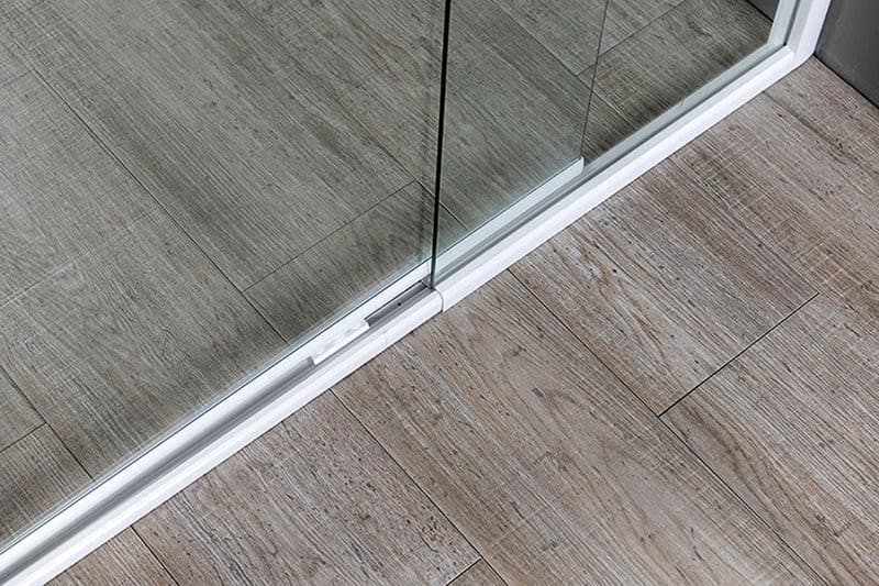 AMICO drzwi prysznicowe zawiasowe 740-820x1850mm, szkło bezramowe