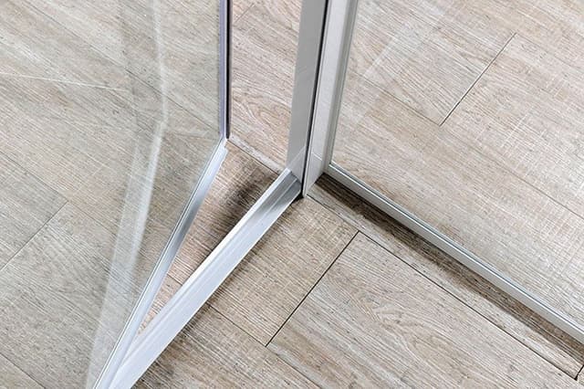 AMICO drzwi prysznicowe zawiasowe 740-820x1850mm, szkło bezramowe