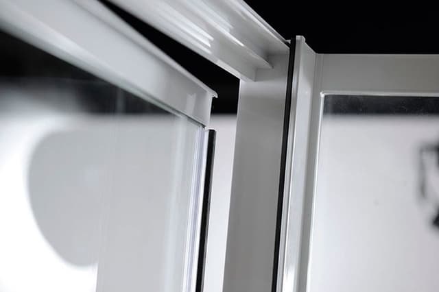 AMICO drzwi prysznicowe zawiasowe 740-820x1850mm, szkło bezramowe