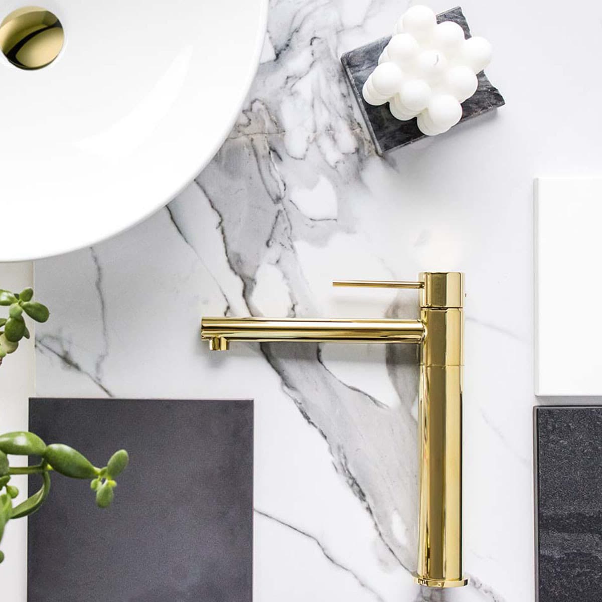 Bateria stojąca LUGO CMB7521GL złota z ruchomą wylewką