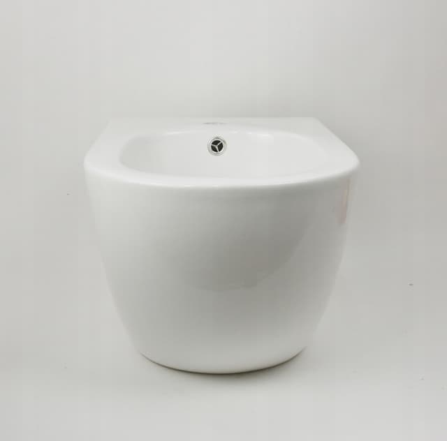 Bidet podwieszany INTERO BS01, ceramiczny