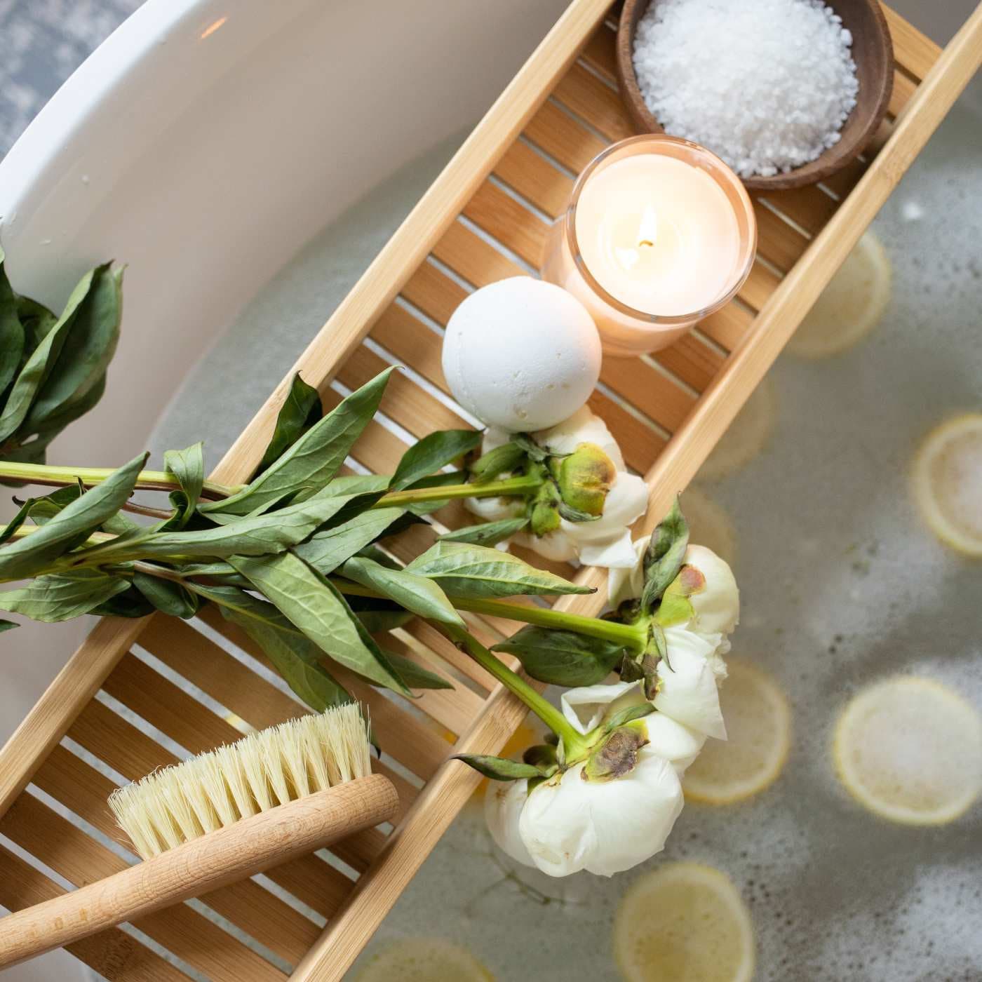 Bambusowa półka na wannę