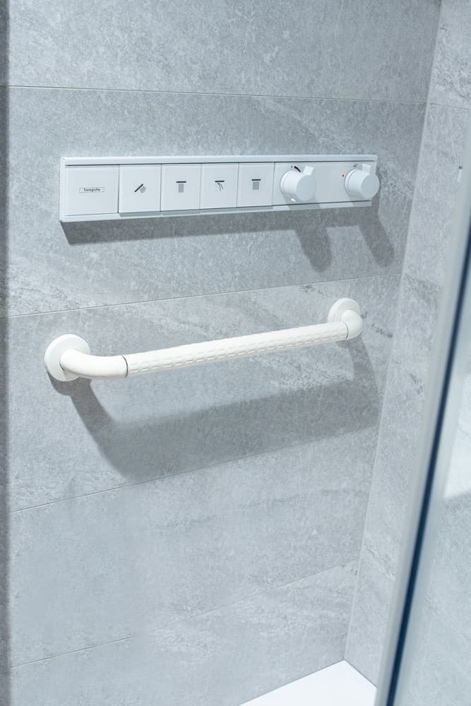 UCHWYT ŁAZIENKOWY PROSTY (L) - AWD Interior