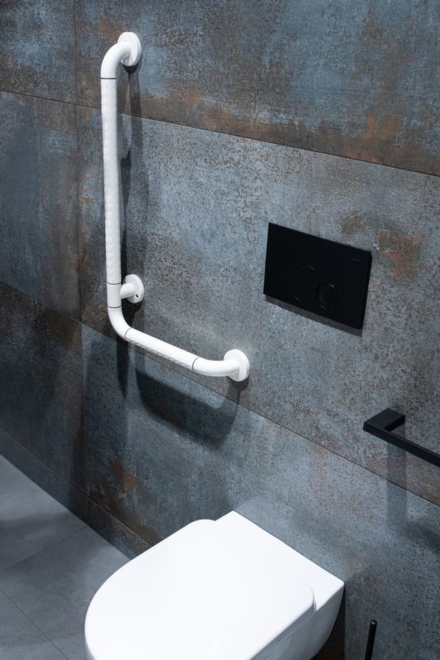 UCHWYT ŁAZIENKOWY KĄTOWY - AWD Interior