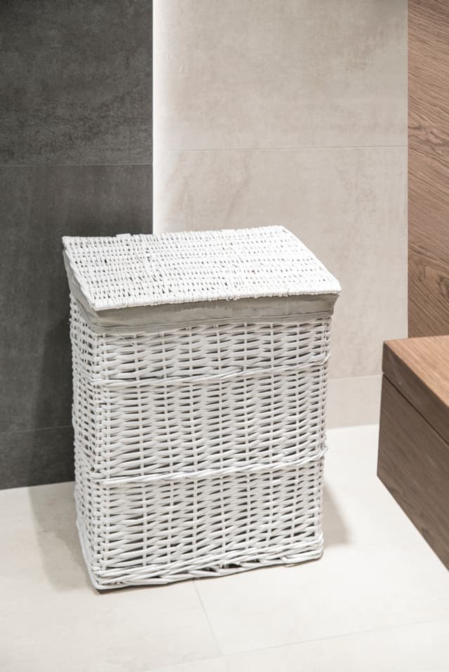 Kosz na pranie wiklinowy AWD Interior biały 1593