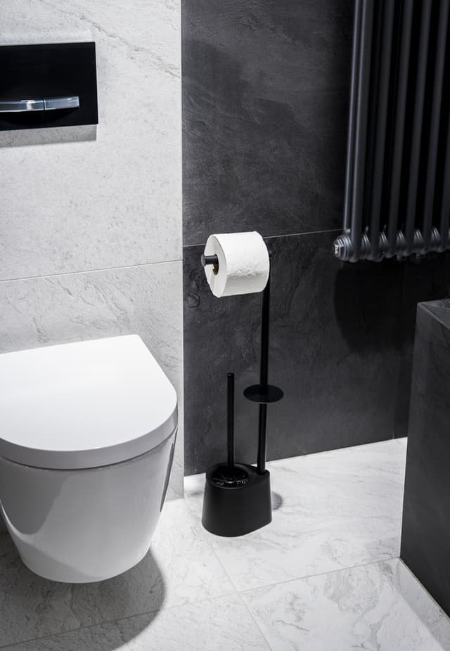 STOJAK ŁAZIENKOWY - AWD Interior