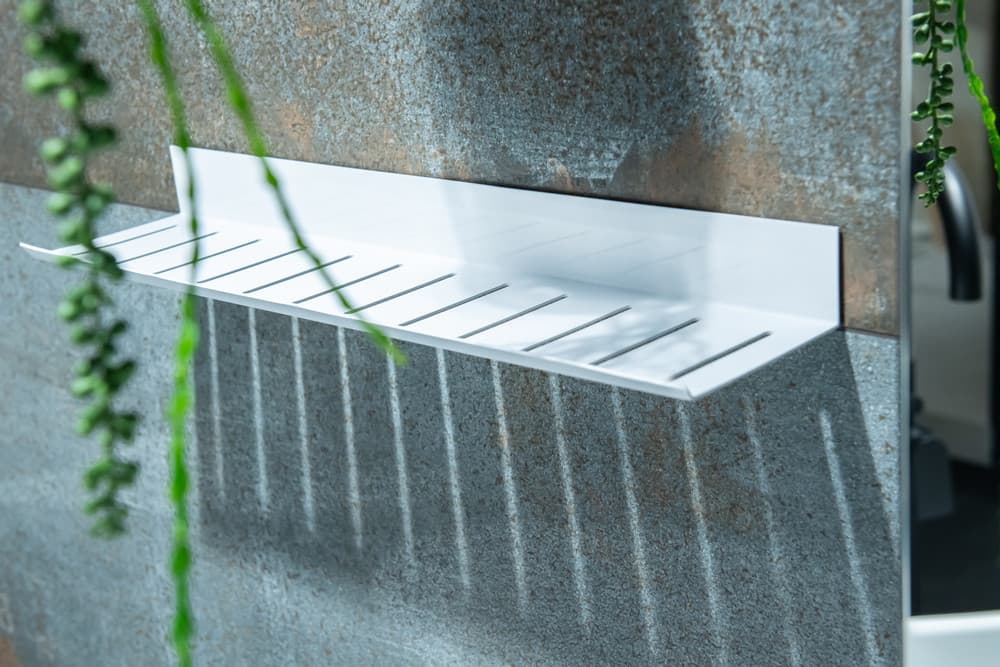 PÓŁKA ŚCIENNA - AWD Interior