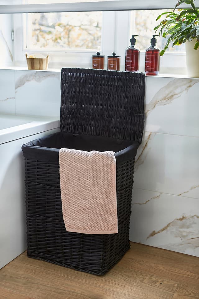 Kosz na pranie wiklinowy AWD Interior czarny 1877