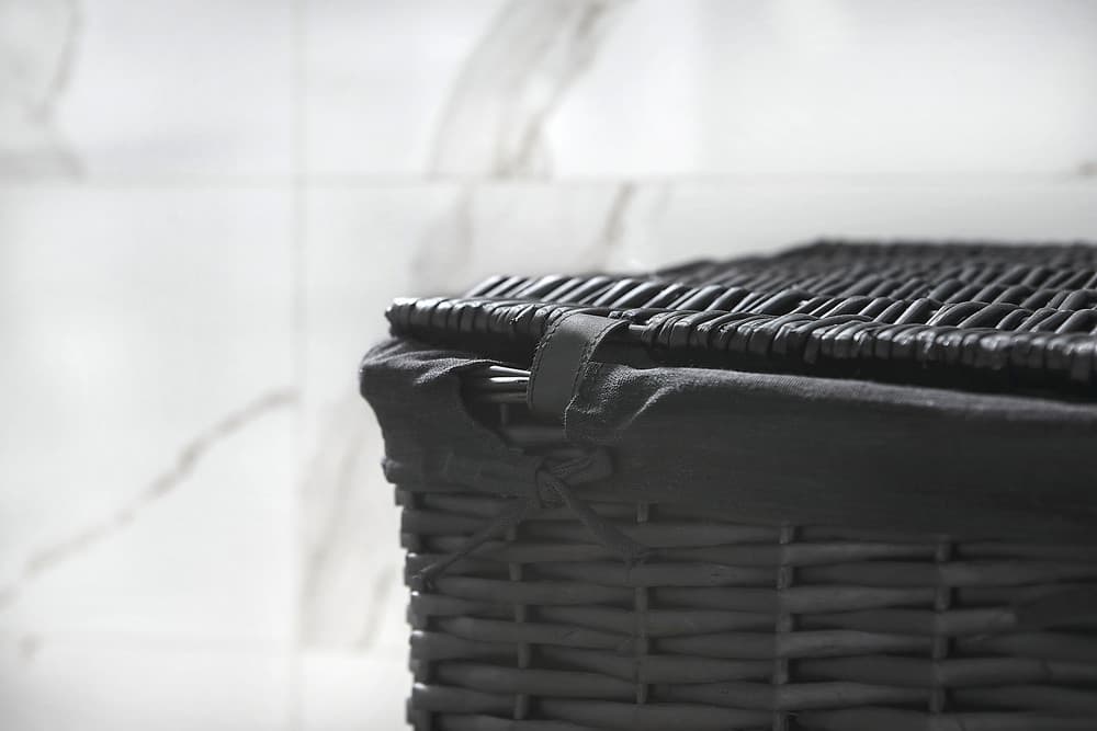 Kosz na pranie wiklinowy AWD Interior czarny 1877