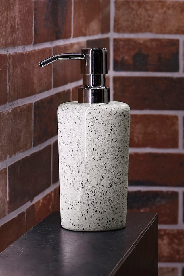 DOZOWNIK - AWD Interior