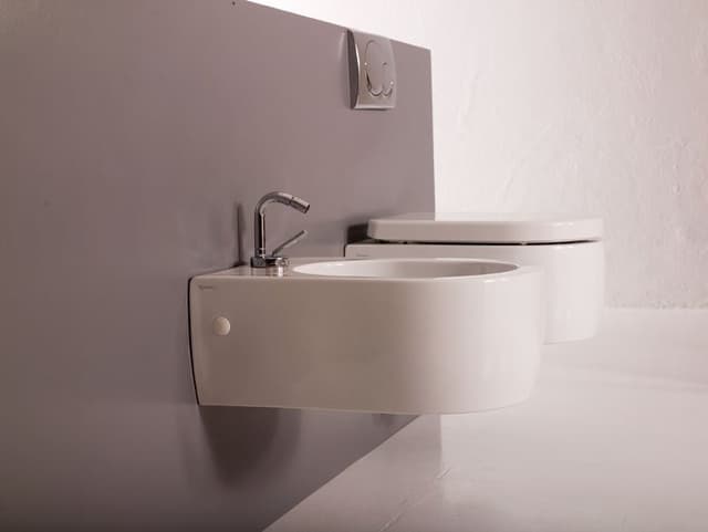 FLO bidet wiszący 36,5x50cm, klasyczny, biały