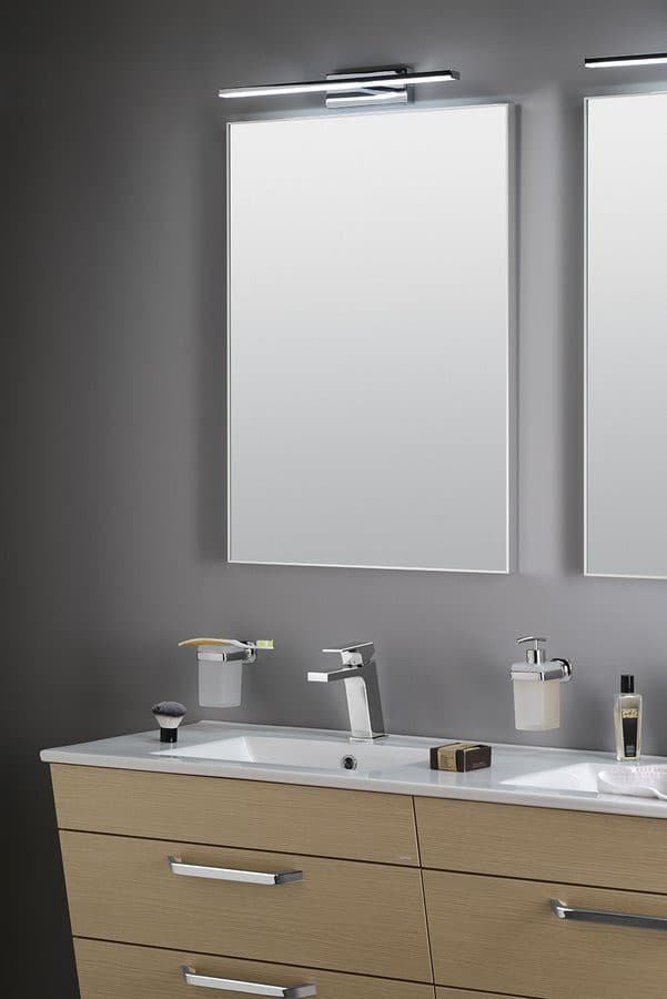 ESTHER oświetlenie LED ścienne, 6 W, chromowane 494x62x131 mm