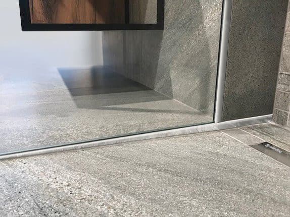 Listwa spadkowa lewa 10 mm stal nierdzewna matowa 1500 mm