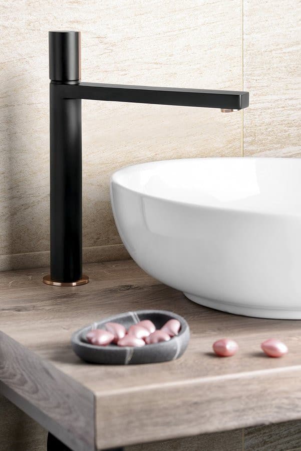 Bateria umywalkowa KAISA wysoka 235mm czarny mat/miedź