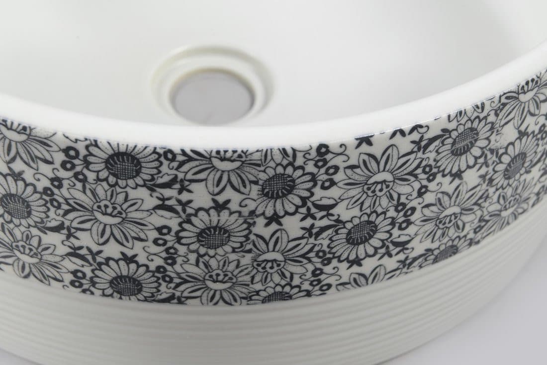 PRIORI umywalka ceramiczna nablatowa Ø 41 cm biała z niebieskim wzorem