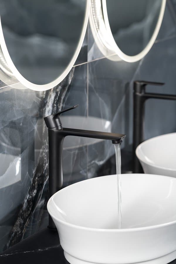 PAX wysoka bateria umywalkowa z przedłużoną wylewką, bez odpływu, czarny mat