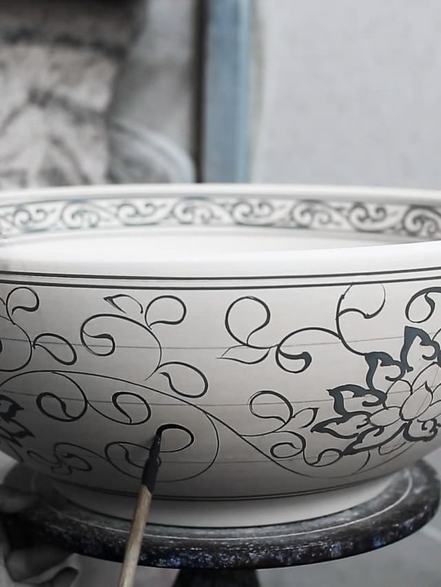 PRIORI umywalka ceramiczna nablatowa 60x40 cm biała z niebieskim wzorem