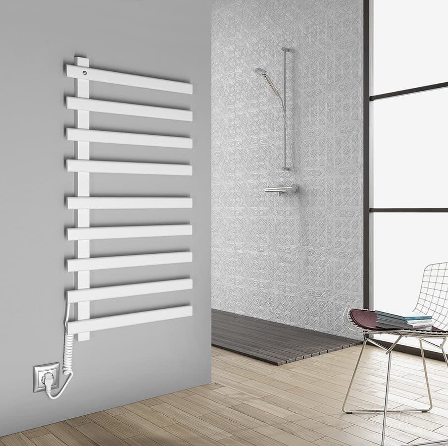 ELCOR elektryczna suszarka na ręczniki 480x920x50 mm, 128 W, biały matowy