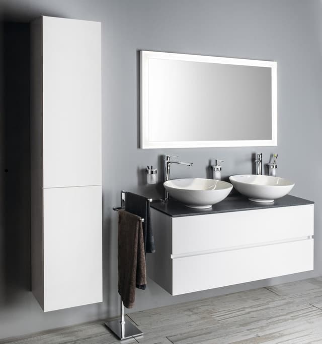 ESPACE wysoki słupek łazienkowy, 35x172x32cm, 2 drzwiczki, uniwersalny, biały połysk