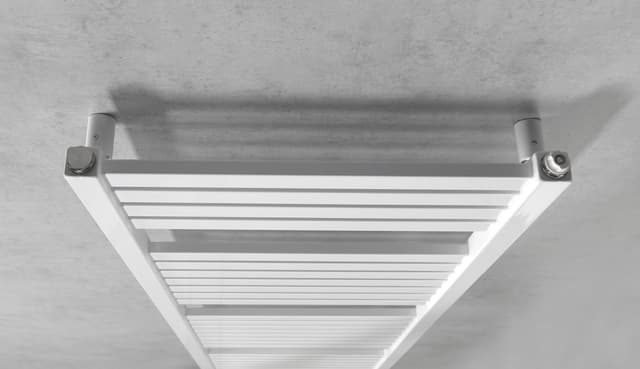 Grzejnik łazienkowy TONDI 450x1330 mm, centralne podłączenie, biały