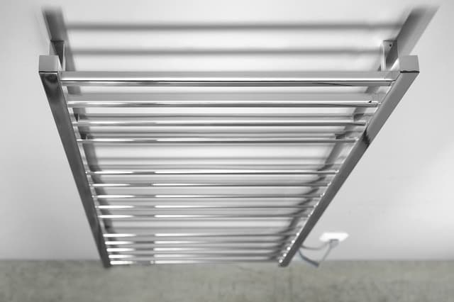 ESKINADO elektryczna suszarka na ręczniki, kwadratowa, 600x1500 mm, 130 W, stal nierdzewna polerowana