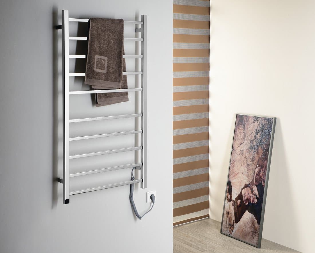 ESKINADO elektryczna suszarka na ręczniki kwadratowa, 620x1160 mm, 120 W, stal nierdzewna polerowana