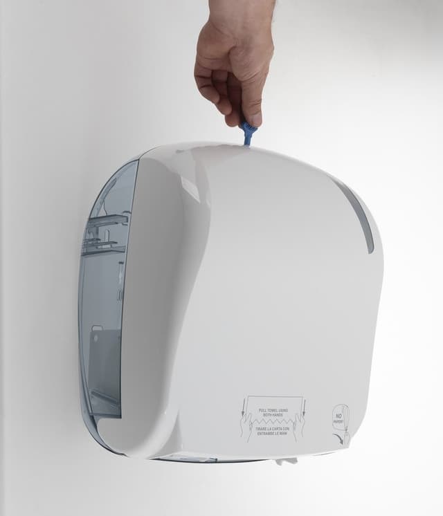 SKIN podajnik ręczników papierowych Autocut czarny 33x37x22 cm