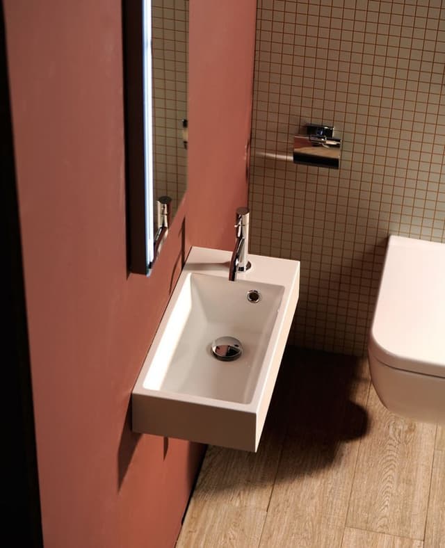 ARIANA kompozytowa umywalka 50x25 cm z baterią prawej strony