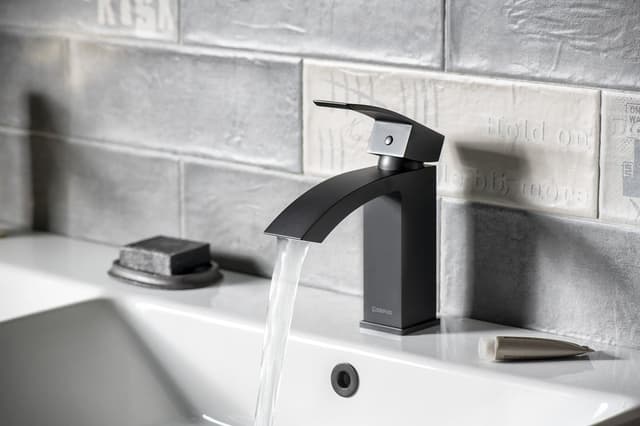 GINKO 35 bateria umywalkowa czarny mat z głowicą ECO