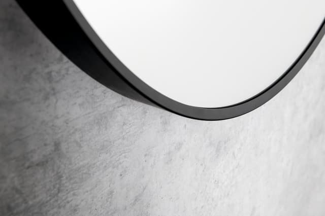 STAGO okrągłe lustro śr. 60 cm z czarnym paskiem antykorozyjne