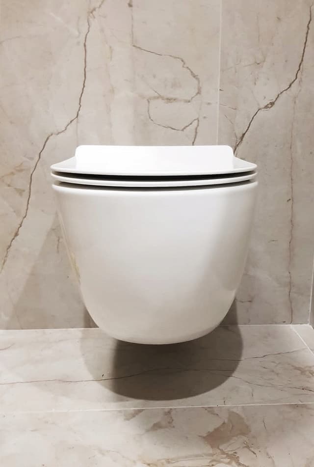 Misa sedesowa INTERO MS01 z wypinaną wolnoopadającą deską sedesową