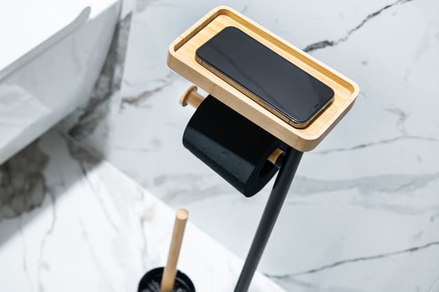 STOJAK ŁAZIENKOWY - AWD Interior